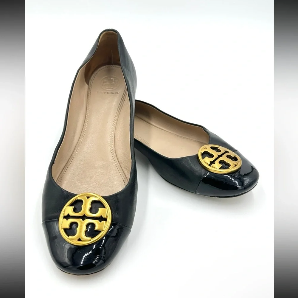 Tory Burch Chelsea Ballet Flats Napa Leather‎ Black Gold Medallion cap toe 9.5M